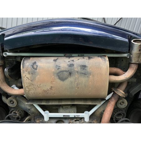 BARRA DE TORSIÓN TRASERA ULTRA RACING 2 PUNTOS PARA NISSAN MURANO 1ª GEN. (Z50) 2.5 2WD 2003-2007