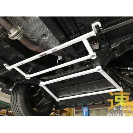 BARRA INFERIOR CENTRAL ULTRA RACING 4 PUNTOS PARA NISSAN QASHQAI 2ª GEN. (J11) 1.6 2WD 2013-PRESENTE