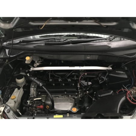 BARRA DE TORRETAS DELANTERA ULTRA RACING 2 PUNTOS PARA NISSAN SERENA 2ª GEN. (C24) 2.0 2WD 1999-2012