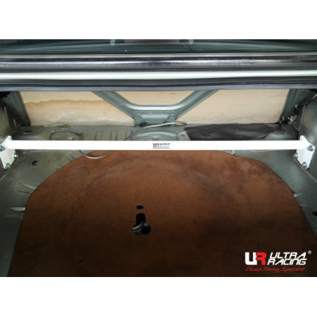 BARRA DE TORRETAS TRASERA ULTRA RACING 2 PUNTOS PARA NISSAN SUNNY (130Y) 1.3 2WD CARBURETOR ENGINE 1981-1985