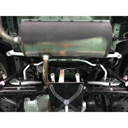 BARRA INFERIOR TRASERA ULTRA RACING 2 PUNTOS PARA NISSAN X-TRIAL 3ª GEN. (T32) 2.0 2WD 2013-PRESENTE