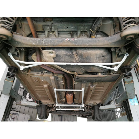 BARRA INFERIOR TRASERA ULTRA RACING 4 PUNTOS PARA PEUGEOT 408 1ª GEN. (T7) 1.6T 2WD 2010-PRESENTE