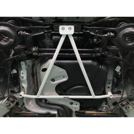 BARRA INFERIOR TRASERA ULTRA RACING 3 PUNTOS PARA VOLVO V40 T4 1.6 4WD 2012-2016